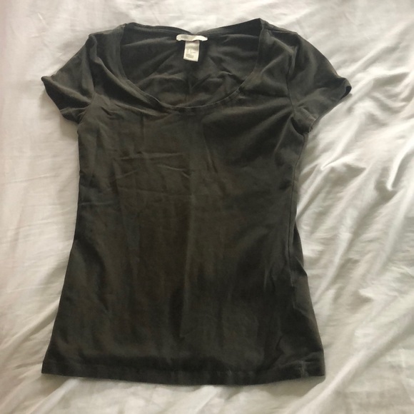 Army Green Basic H&M Tee - Picture 1 of 2